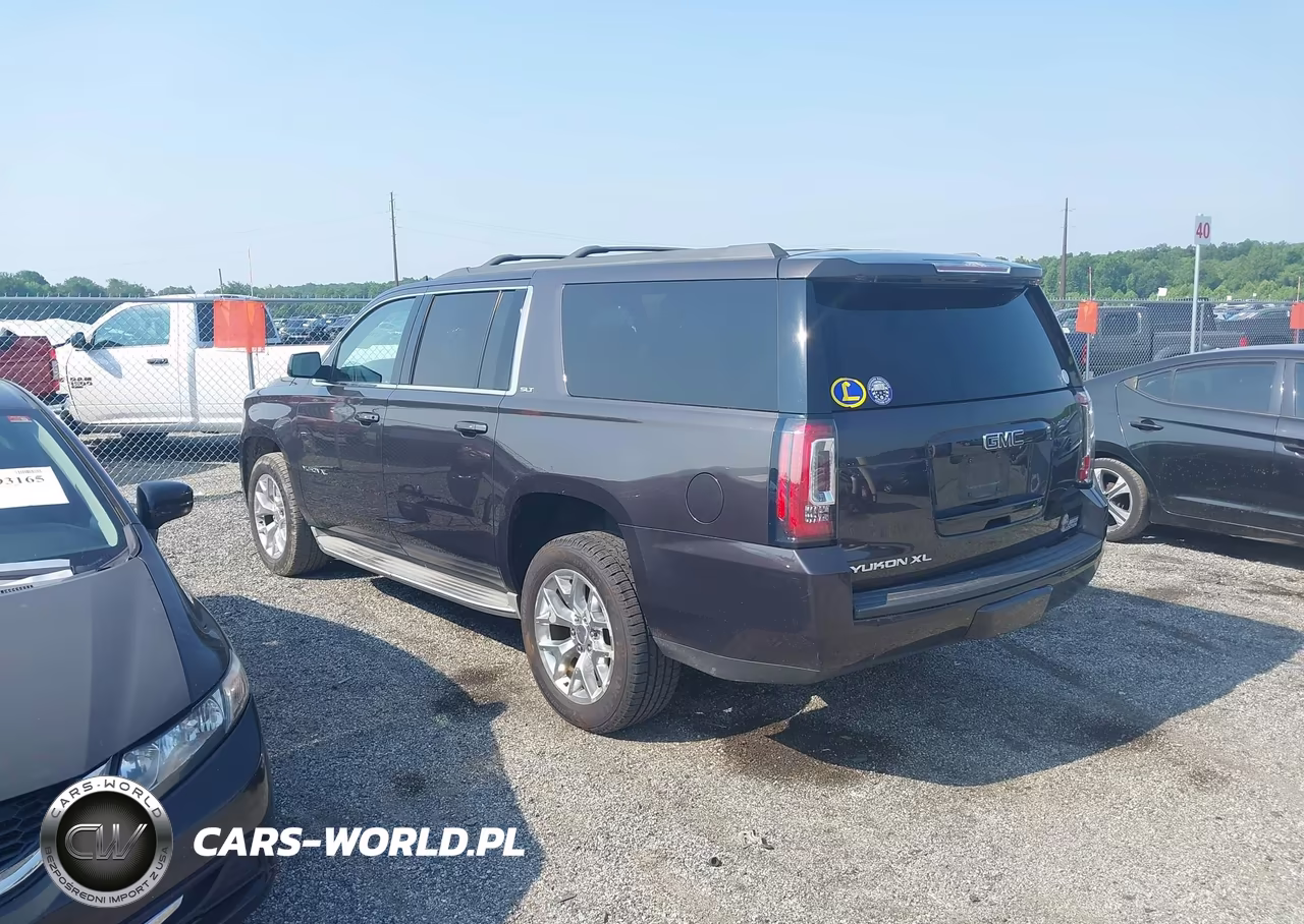 2015 GMC Yukon Xl 1500 Slt VIN:1GKS2HKCXFR573764 - 3
