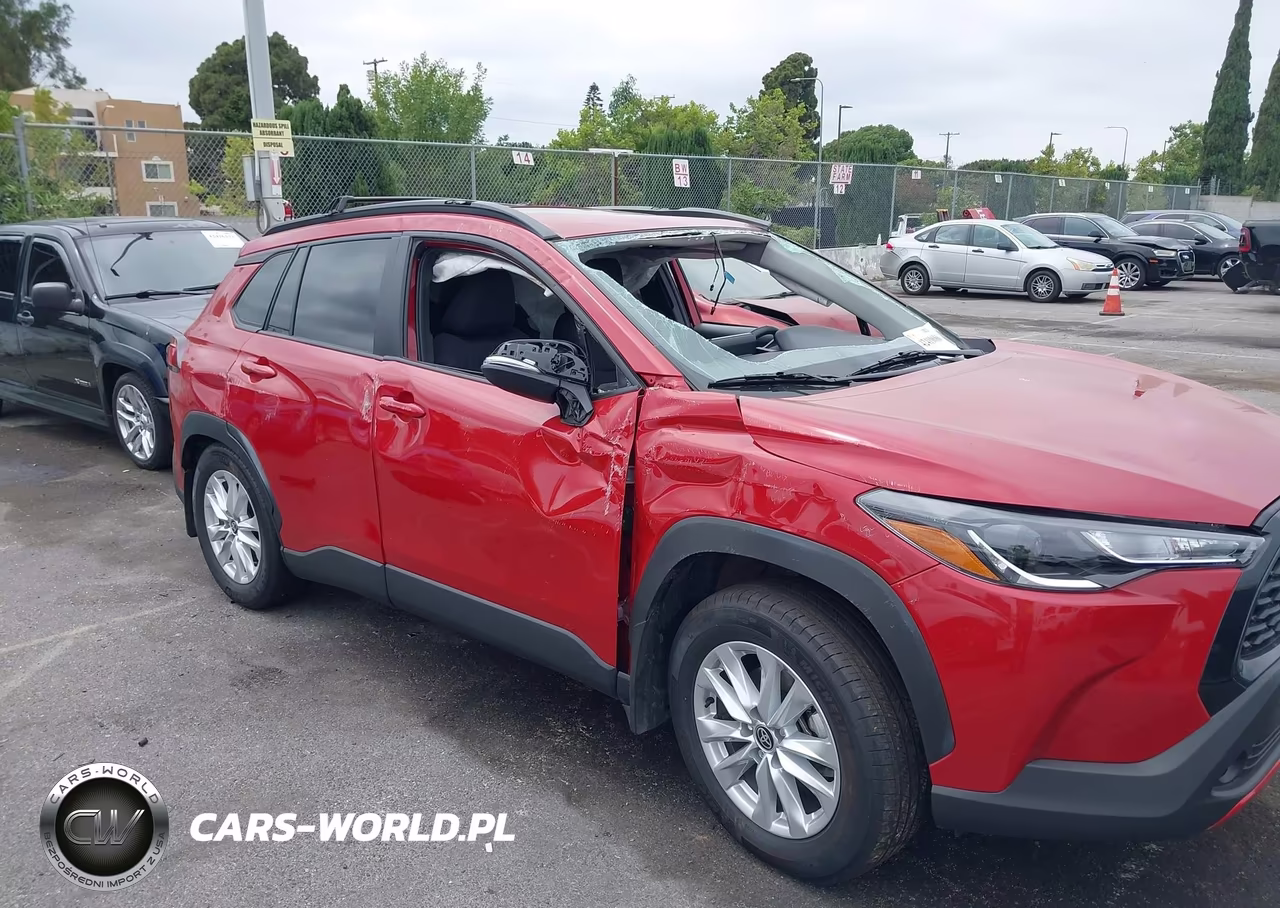 2024 Toyota Corolla Cross Le VIN:7MUBAAAG2RV104982 - 11