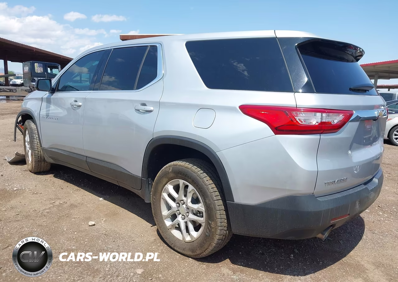 2020 Chevrolet Traverse Fwd Ls VIN:1GNERFKW4LJ183988 - 3