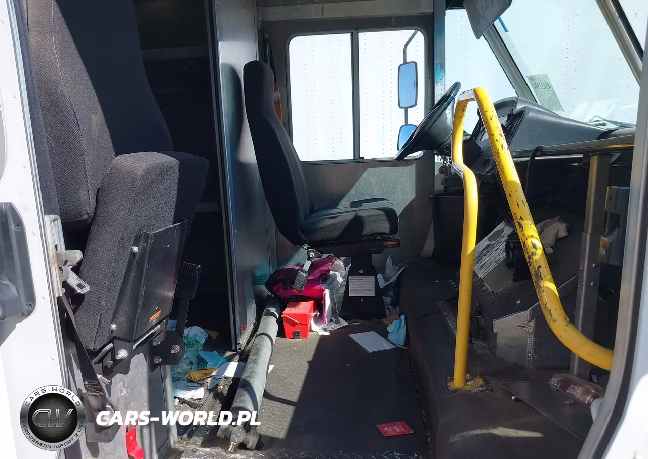 2018 Ford F-59 Commercial Stripped VIN:1F65F5KY8J0A05763 - 7
