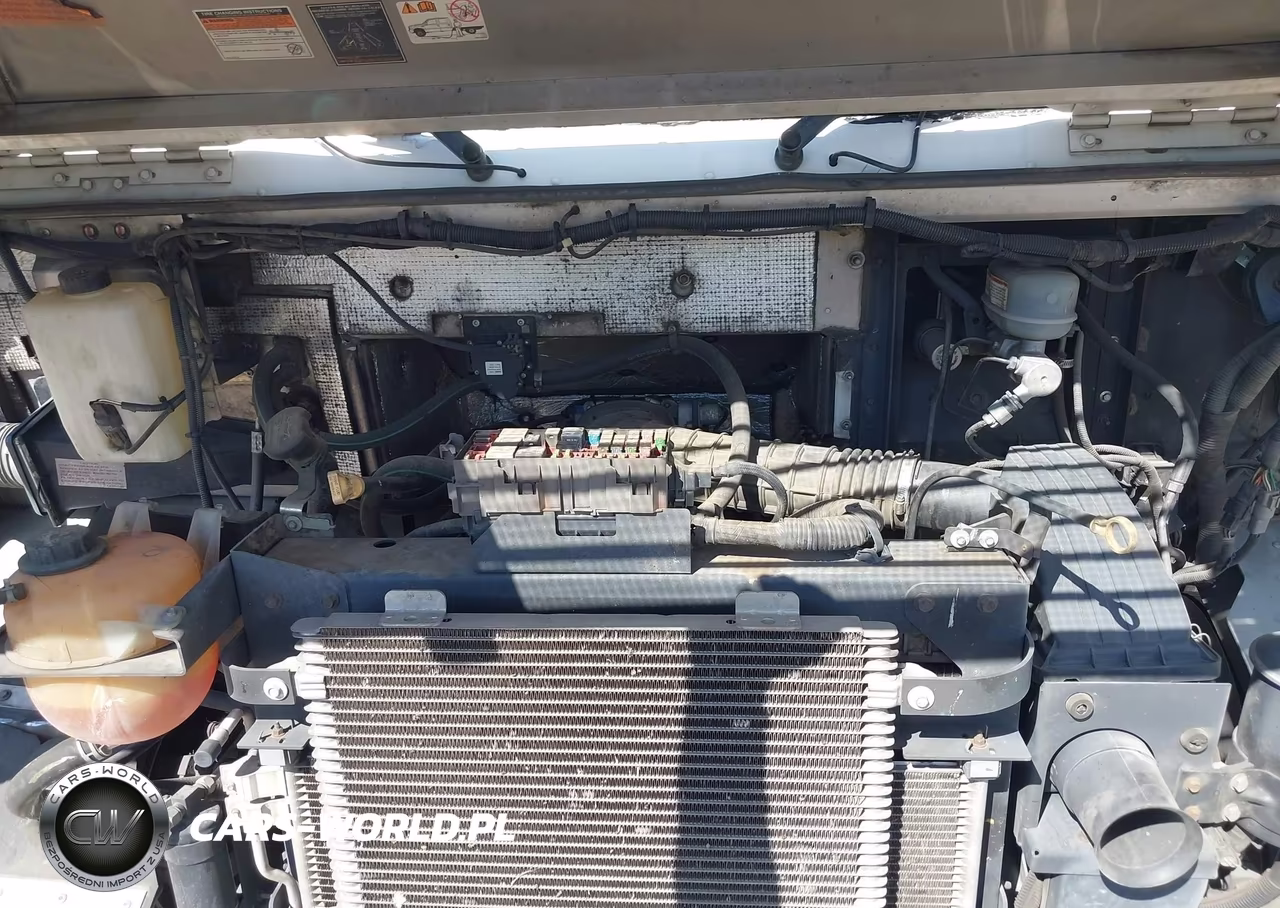 2018 Ford F-59 Commercial Stripped VIN:1F65F5KY8J0A05763 - 9