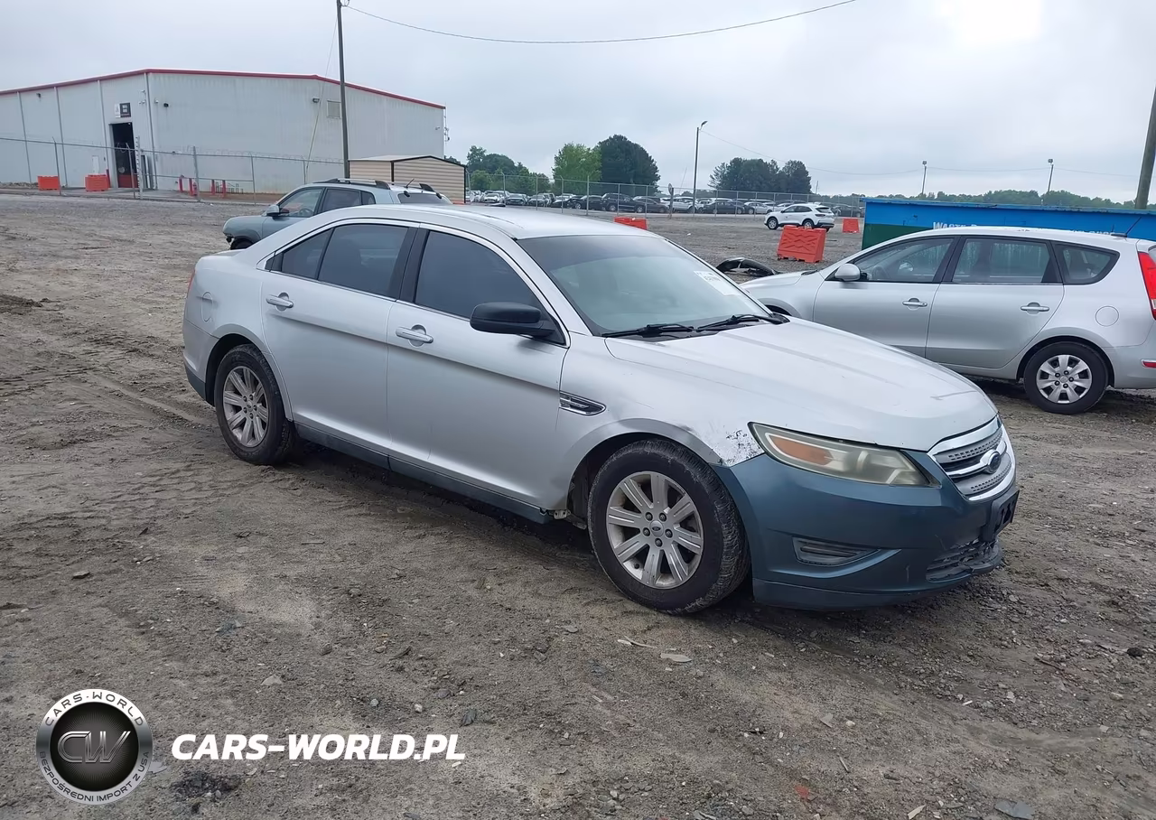 2010 Ford Taurus Se