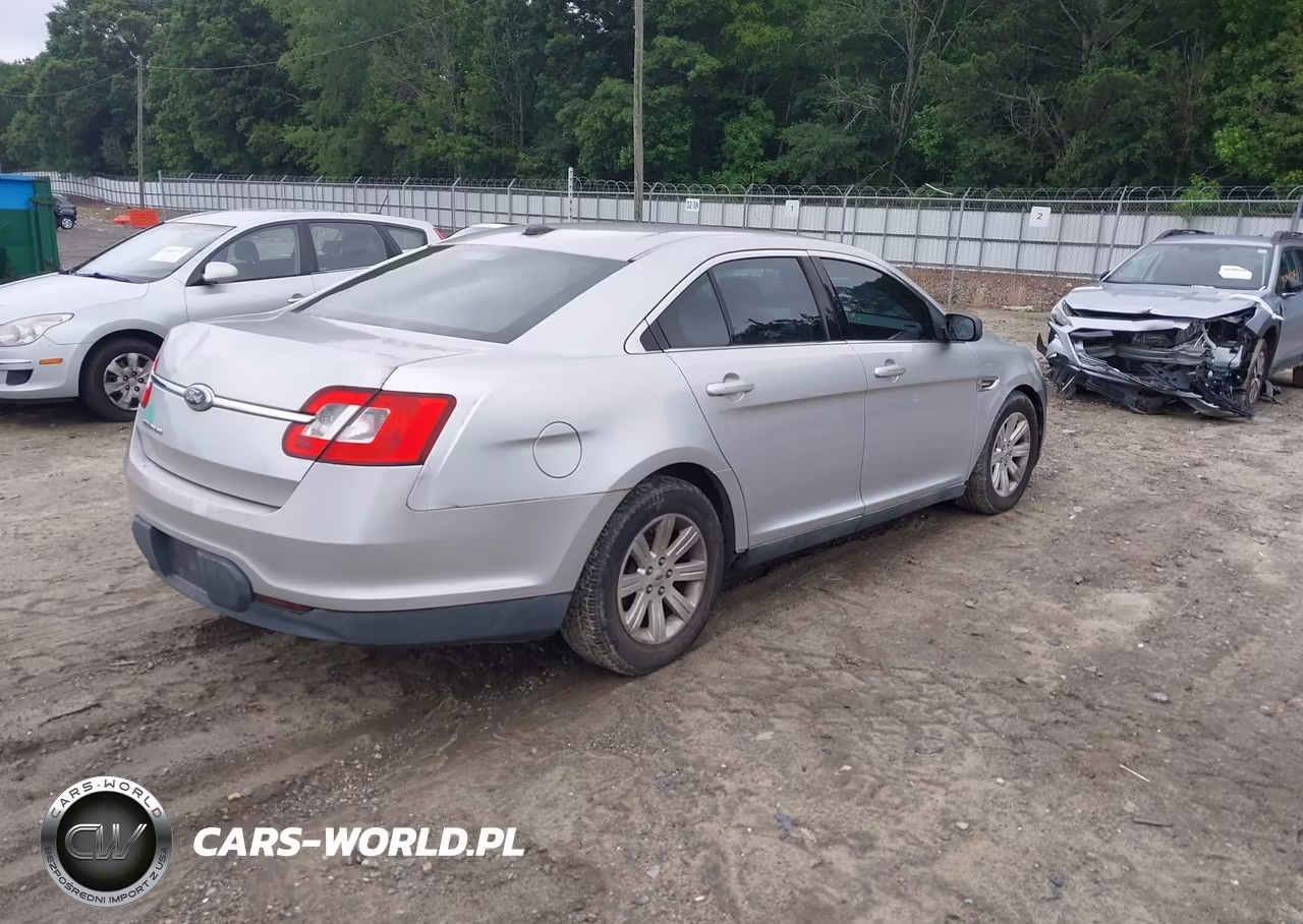 2010 Ford Taurus Se VIN:1FAHP2DW6AG166319 - 4