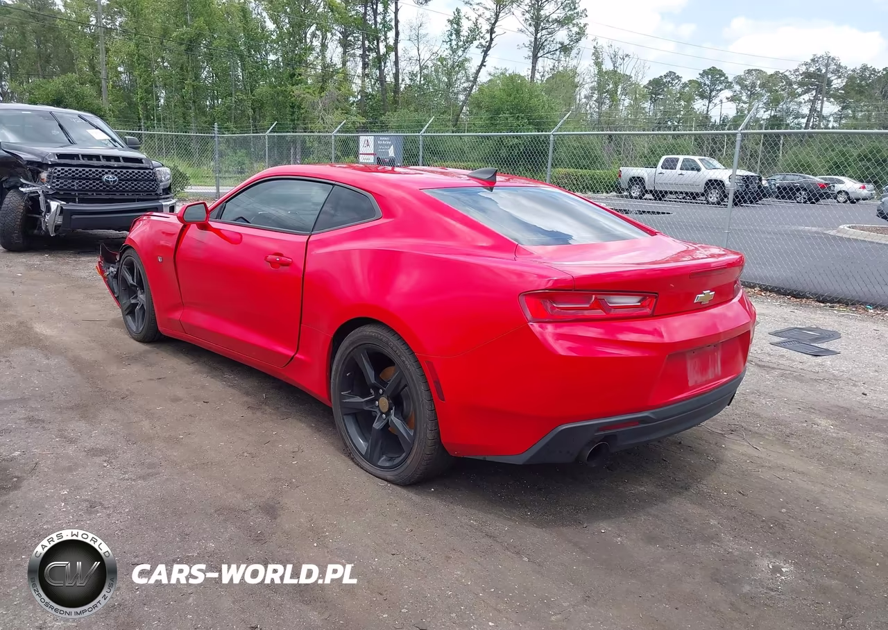 2018 Chevrolet Camaro 1Ls VIN:1G1FA1RXXJ0100582 - 3