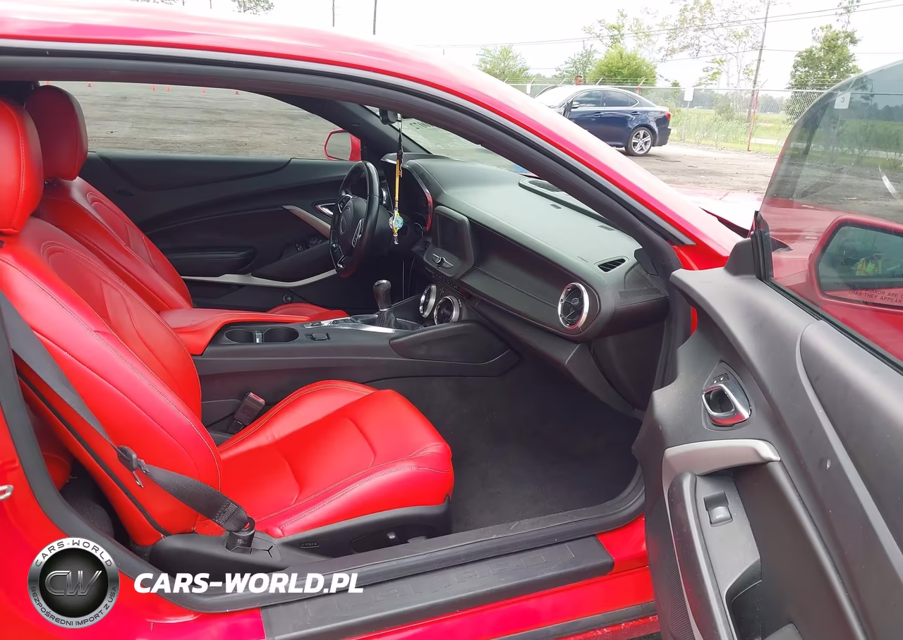 2018 Chevrolet Camaro 1Ls VIN:1G1FA1RXXJ0100582 - 5