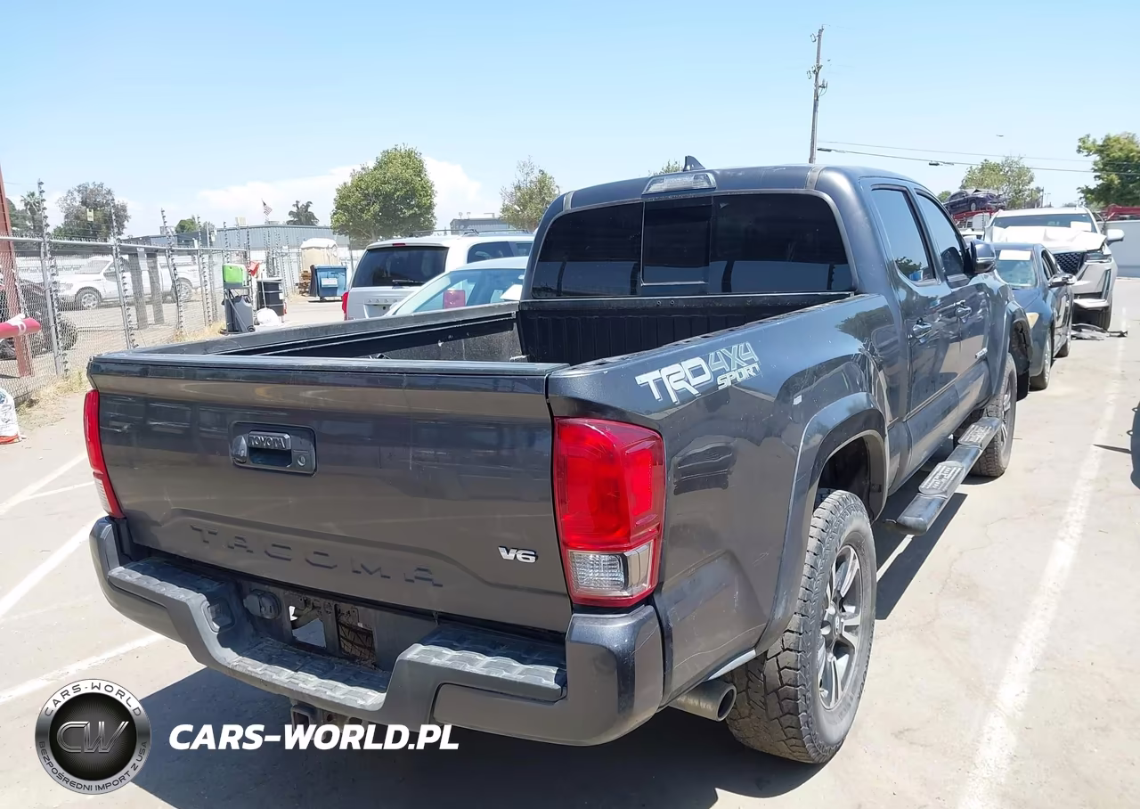 2017 Toyota Tacoma Trd Sport VIN:3TMDZ5BN6HM026155 - 4