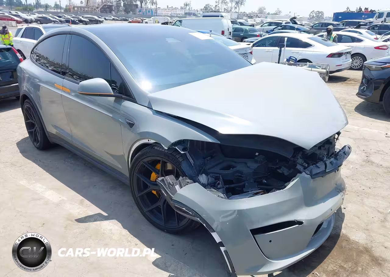 2022 Tesla Model X Plaid Tri Motor All-Wheel Drive