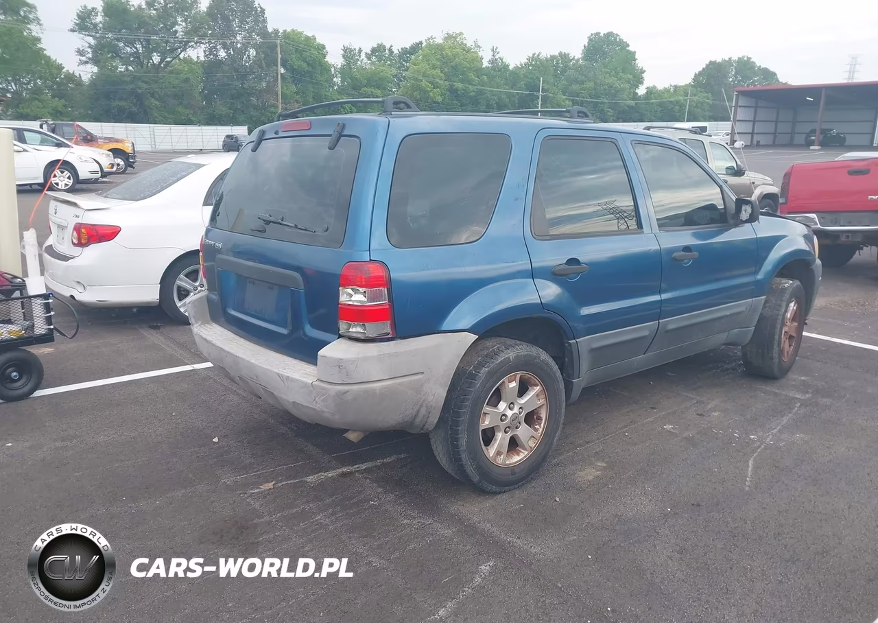 2003 Ford Escape Xls VIN:1FMYU021X3KA51622 - 4