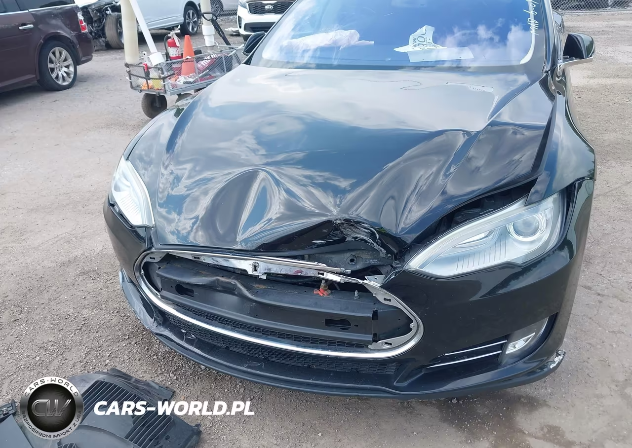 2013 Tesla Model S VIN:5YJSA1CG1DFP07524 - 6