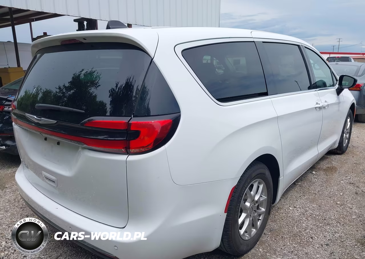 2024 CHRYSLER PACIFICA TOURING L VIN:2C4RC1BG2RR149902 - 4