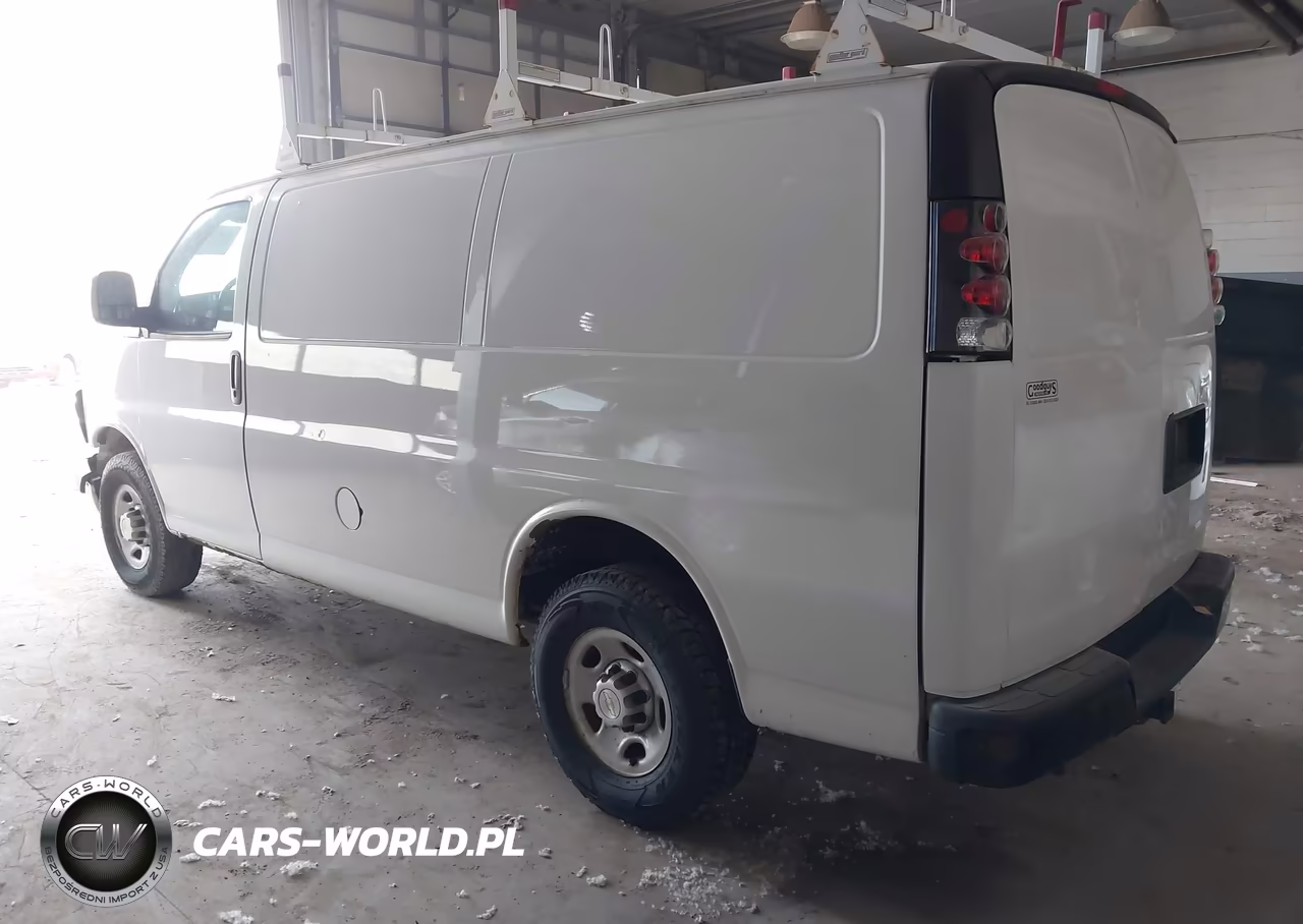 2012 Chevrolet Express 2500 Work Van VIN:1GCWGFCAXC1180972 - 3