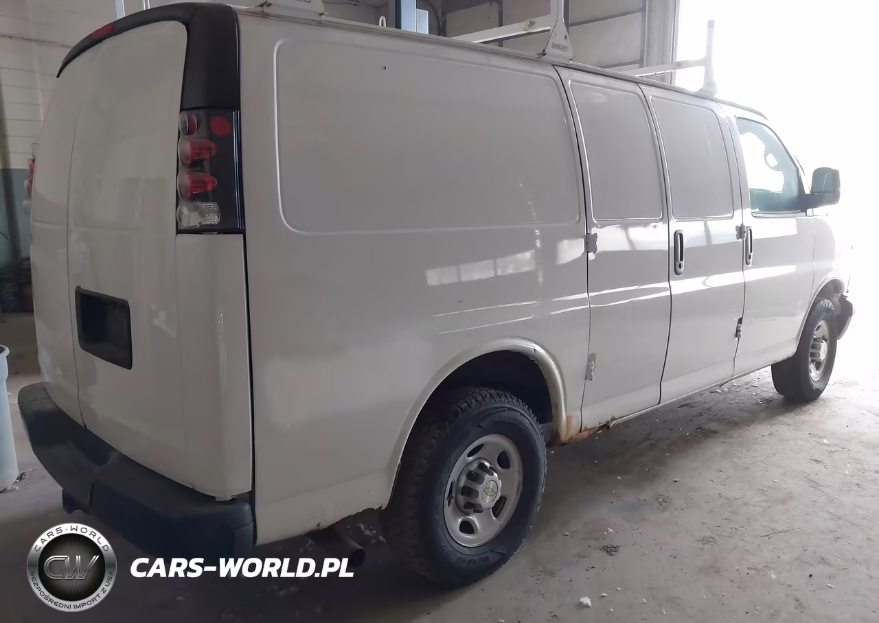 2012 Chevrolet Express 2500 Work Van VIN:1GCWGFCAXC1180972 - 4