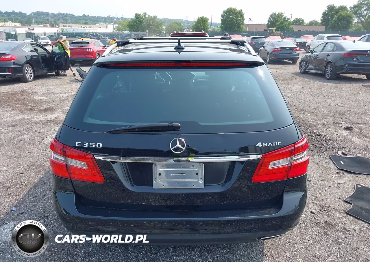 2011 Mercedes-Benz E 350 4Matic VIN:WDDHH8HB8BA299451 - 17