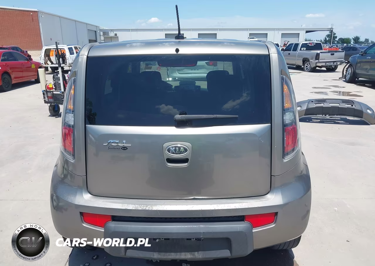 2011 Kia Soul ! VIN:KNDJT2A21B7213234 - 17