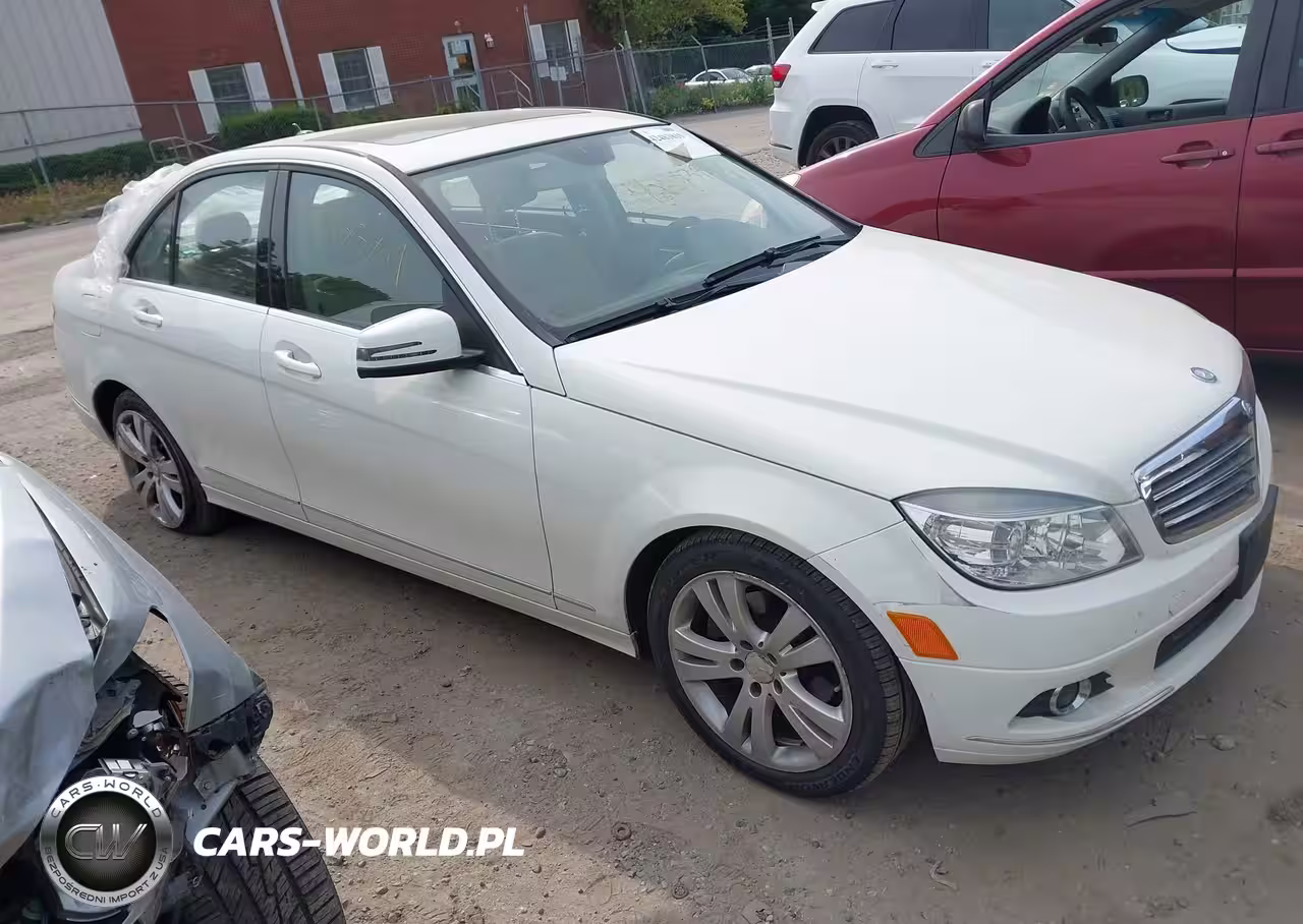 2011 Mercedes-Benz C 300 Luxury 4Matic-Sport 4Matic