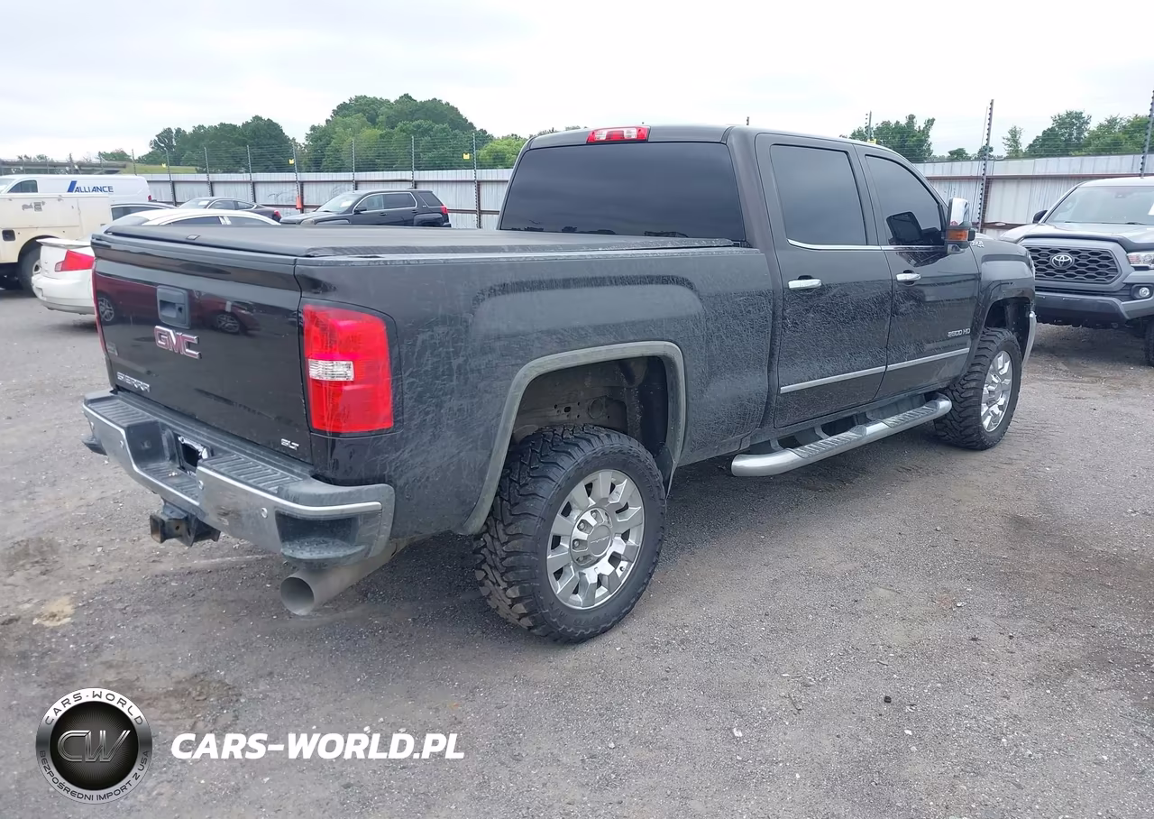 2018 GMC Sierra 2500Hd Slt VIN:1GT12TEYXJF275727 - 4