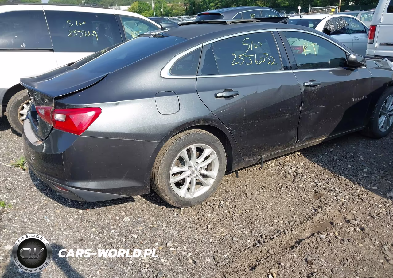 2016 Chevrolet Malibu Lt VIN:1G1ZE5ST4GF240374 - 4