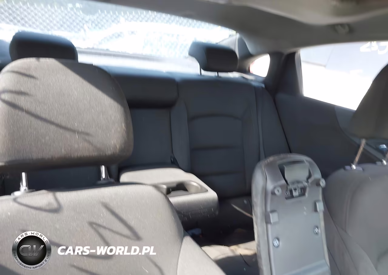 2016 Chevrolet Malibu Lt VIN:1G1ZE5ST4GF240374 - 8