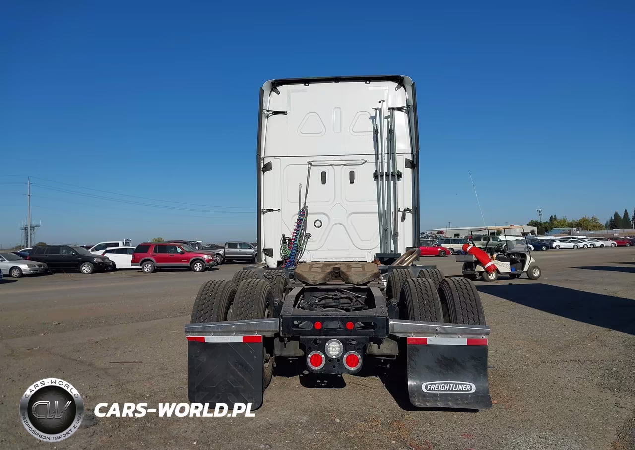 2023 Freightliner New Cascadia 126 VIN:3AKJHHDRXPSUM7235 - 14