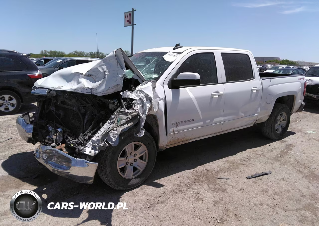 2017 Chevrolet Silverado 1500 1Lt VIN:3GCUKREH9HG359143 - 2