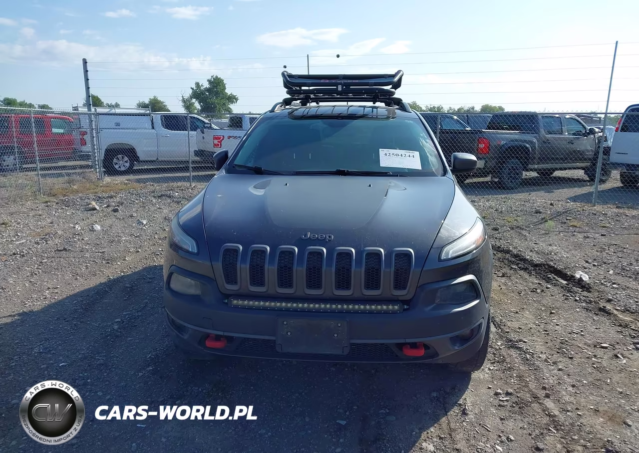 2015 Jeep Cherokee Trailhawk VIN:1C4PJMBS8FW735607 - 12
