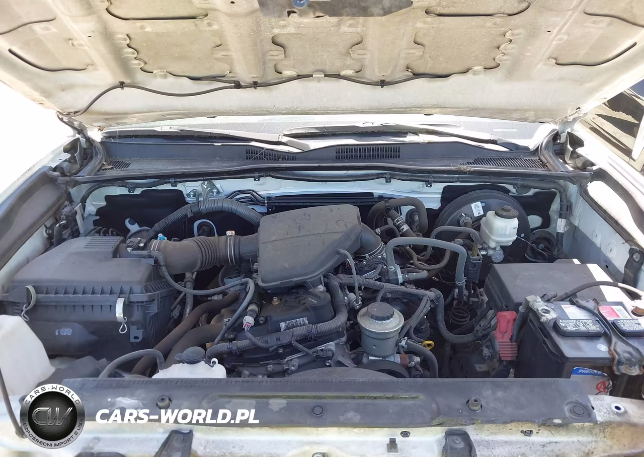 2022 Toyota Tacoma Sr VIN:3TYRX5GN2NT049596 - 10
