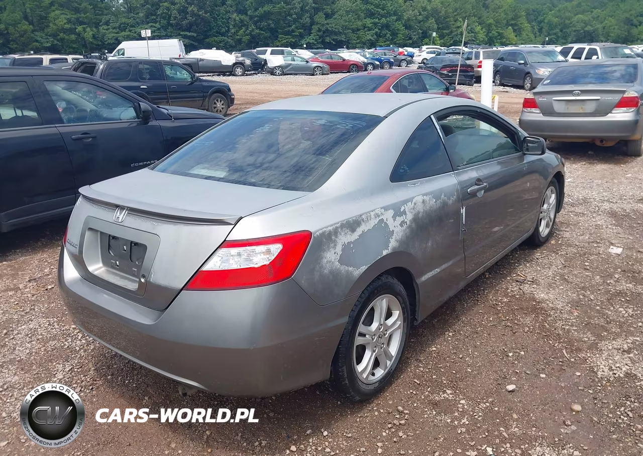2008 Honda Civic Lx VIN:2HGFG11658H511100 - 4