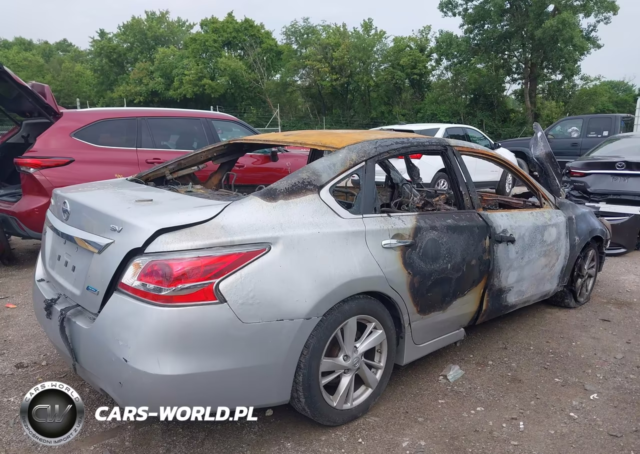 2015 Nissan Altima 2.5-2.5 S-2.5 Sl-2.5 Sv VIN:1N4AL3AP1FN323905 - 4