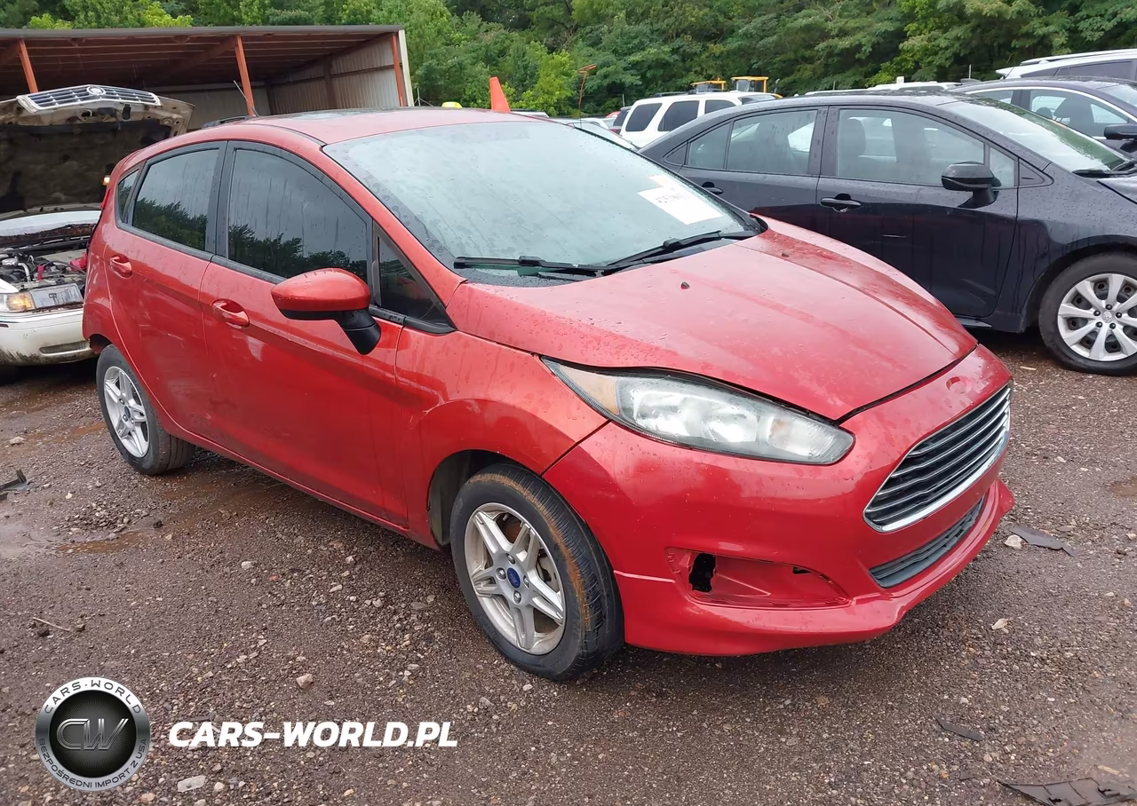 2018 Ford Fiesta Se VIN:3FADP4EJ2JM123132 - 1