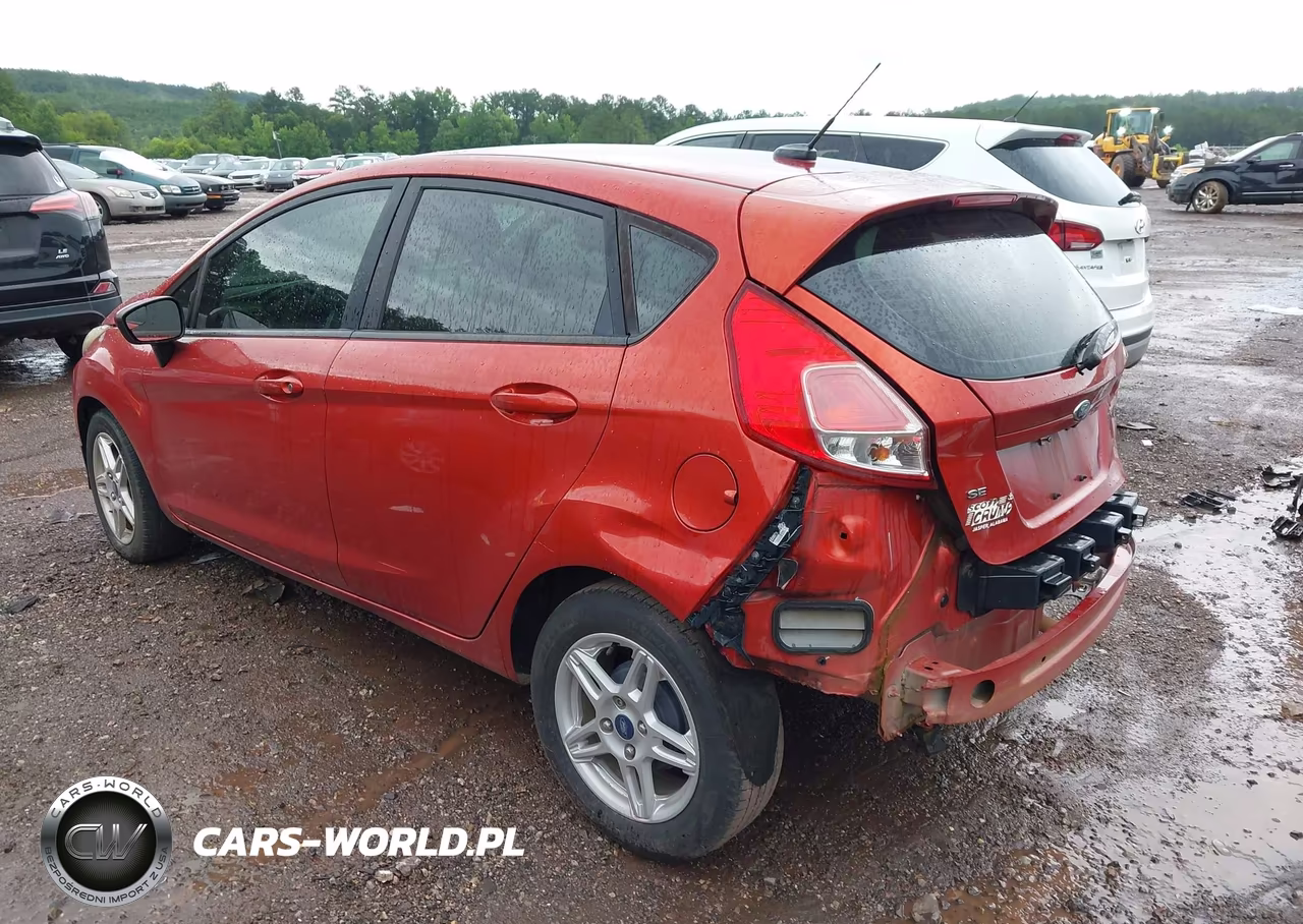 2018 Ford Fiesta Se VIN:3FADP4EJ2JM123132 - 3