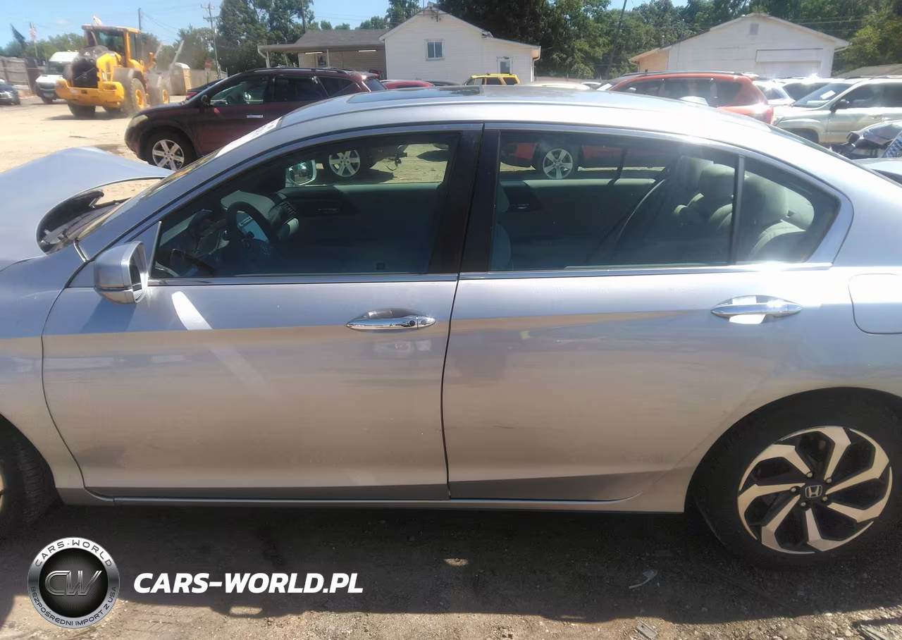 2017 Honda Accord Ex VIN:1HGCR2F73HA111331 - 14