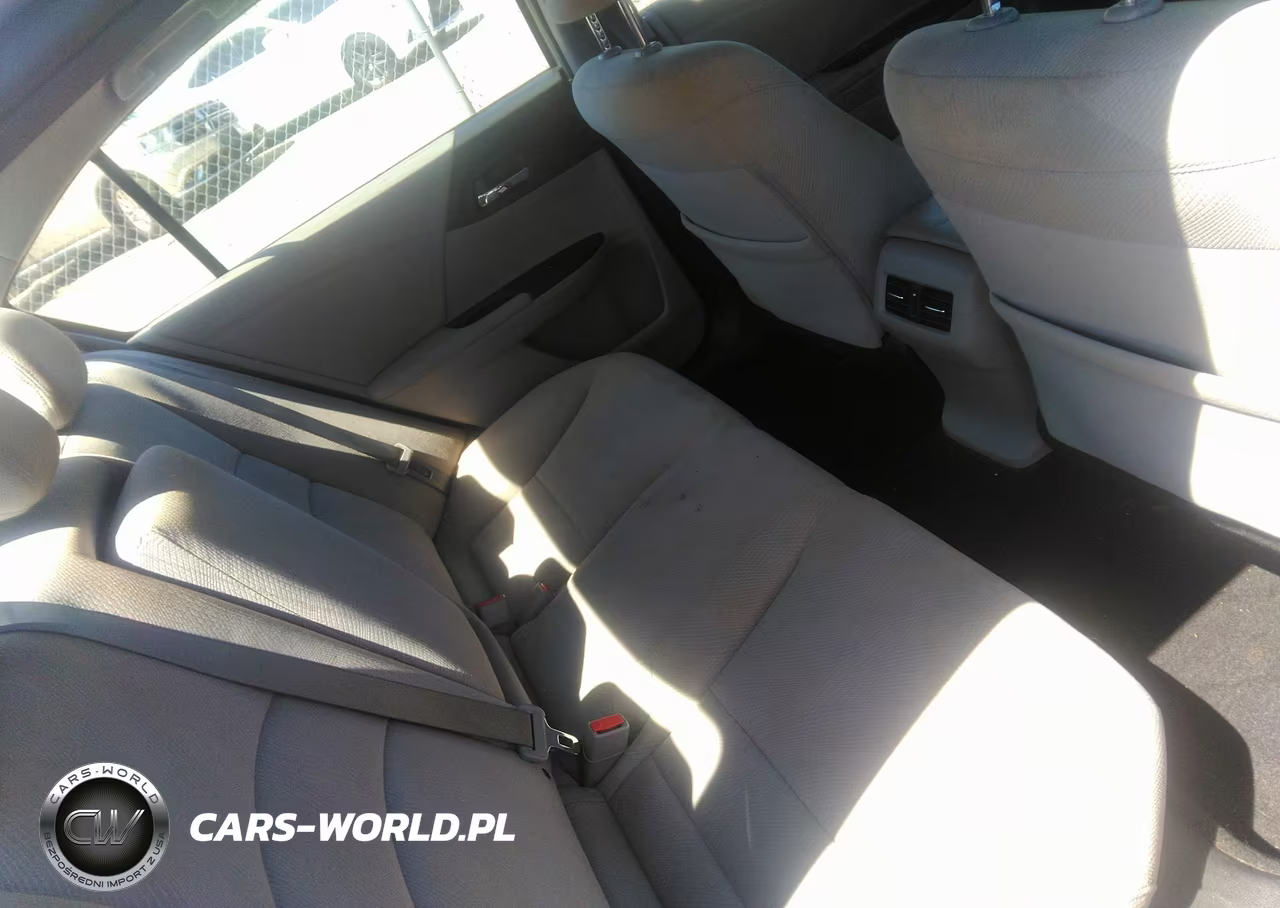 2017 Honda Accord Ex VIN:1HGCR2F73HA111331 - 8
