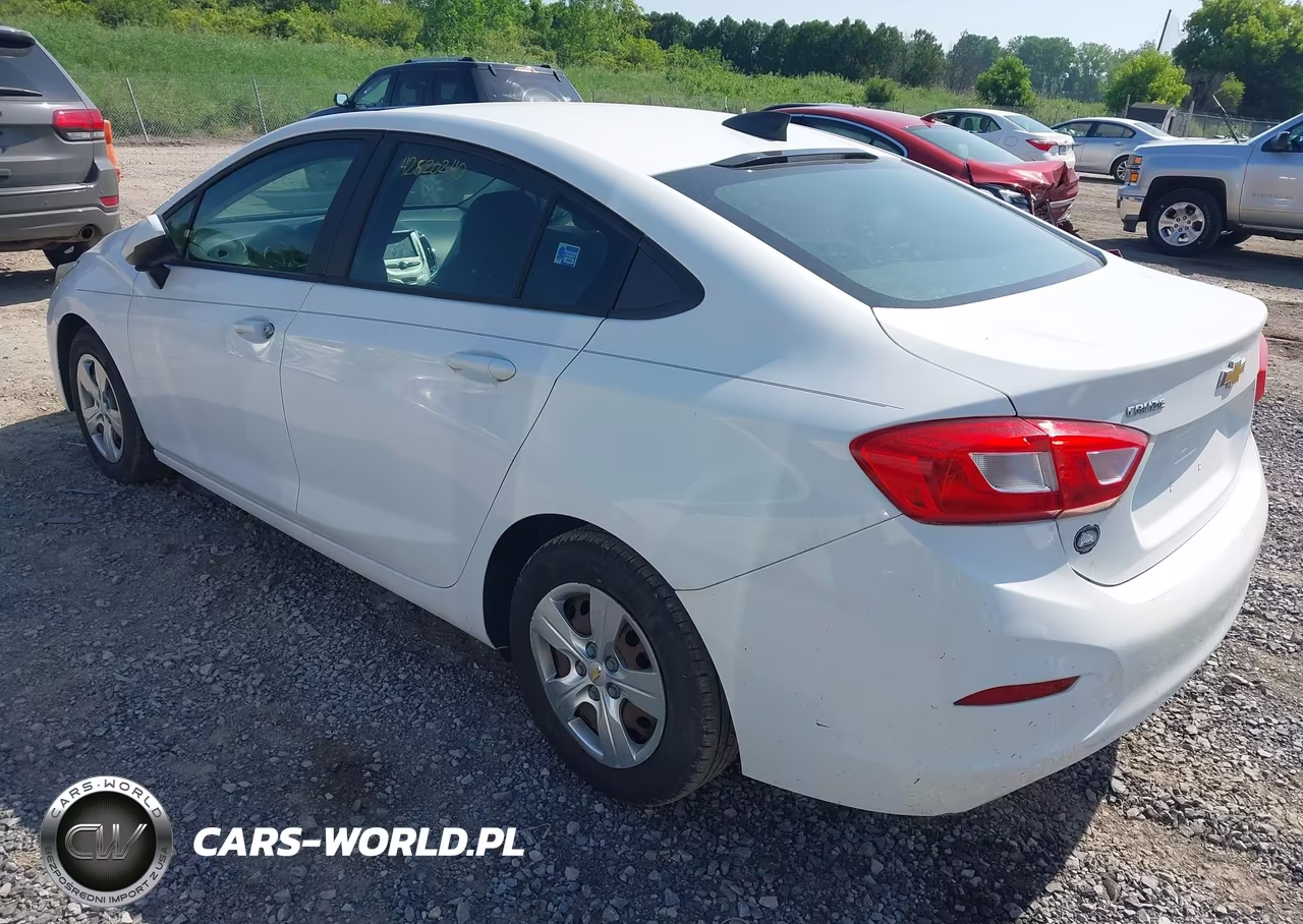 2017 Chevrolet Cruze Ls Auto VIN:1G1BC5SM0H7172814 - 3
