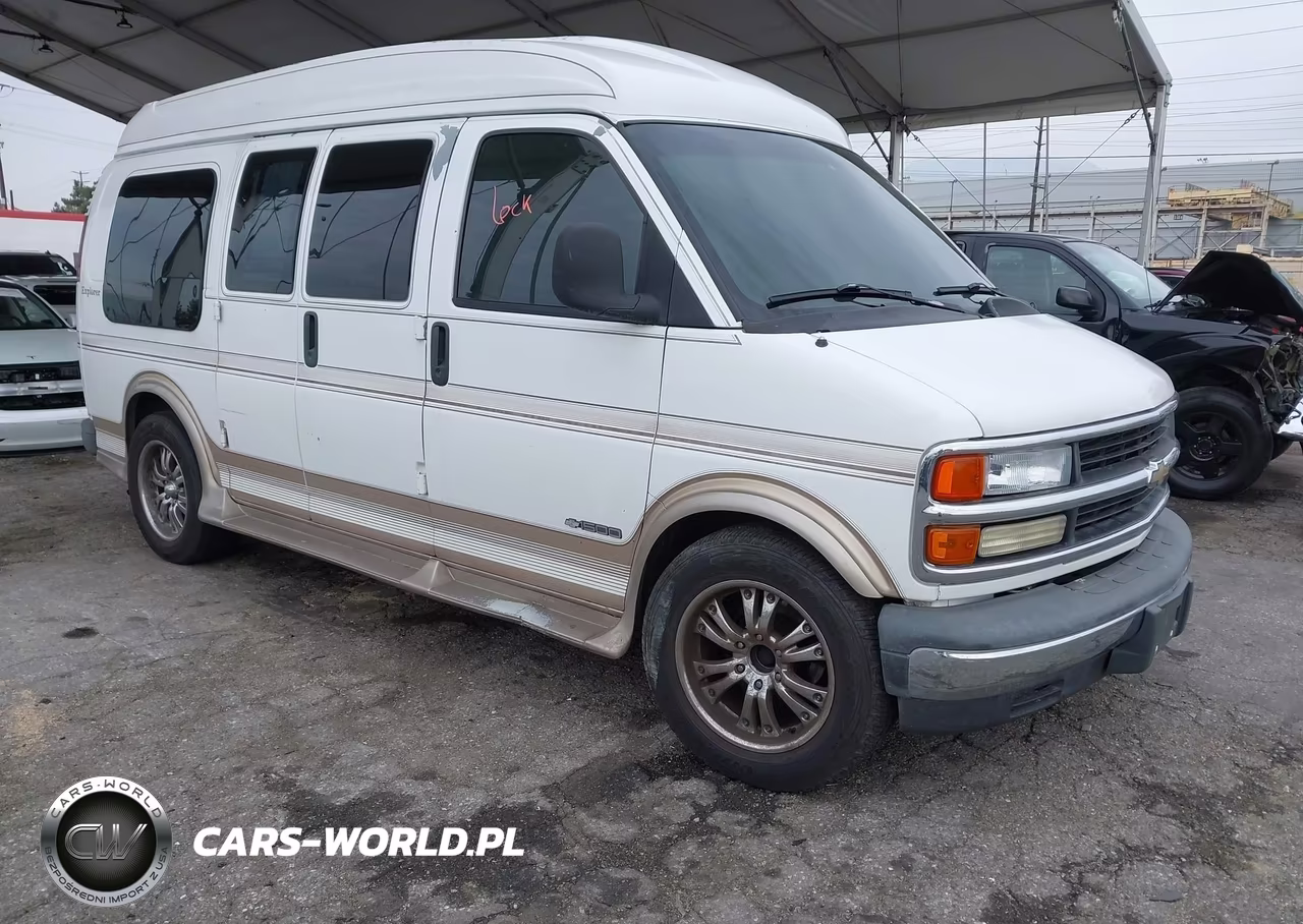 2000 Chevrolet Express Upfitter Pk.