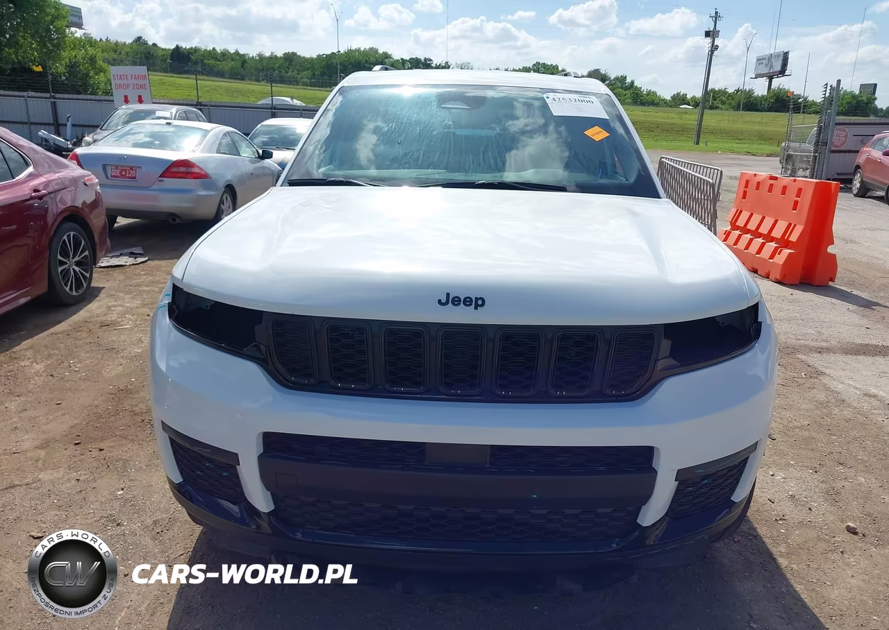 2023 Jeep Grand Cherokee L Altitude 4X4 VIN:1C4RJKAG6P8870861 - 13
