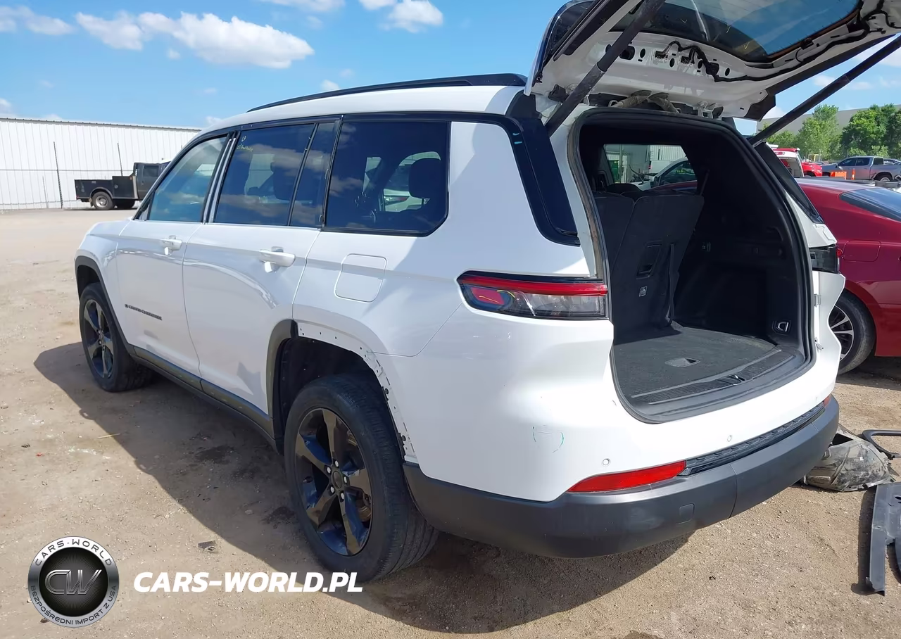 2023 Jeep Grand Cherokee L Altitude 4X4 VIN:1C4RJKAG6P8870861 - 3
