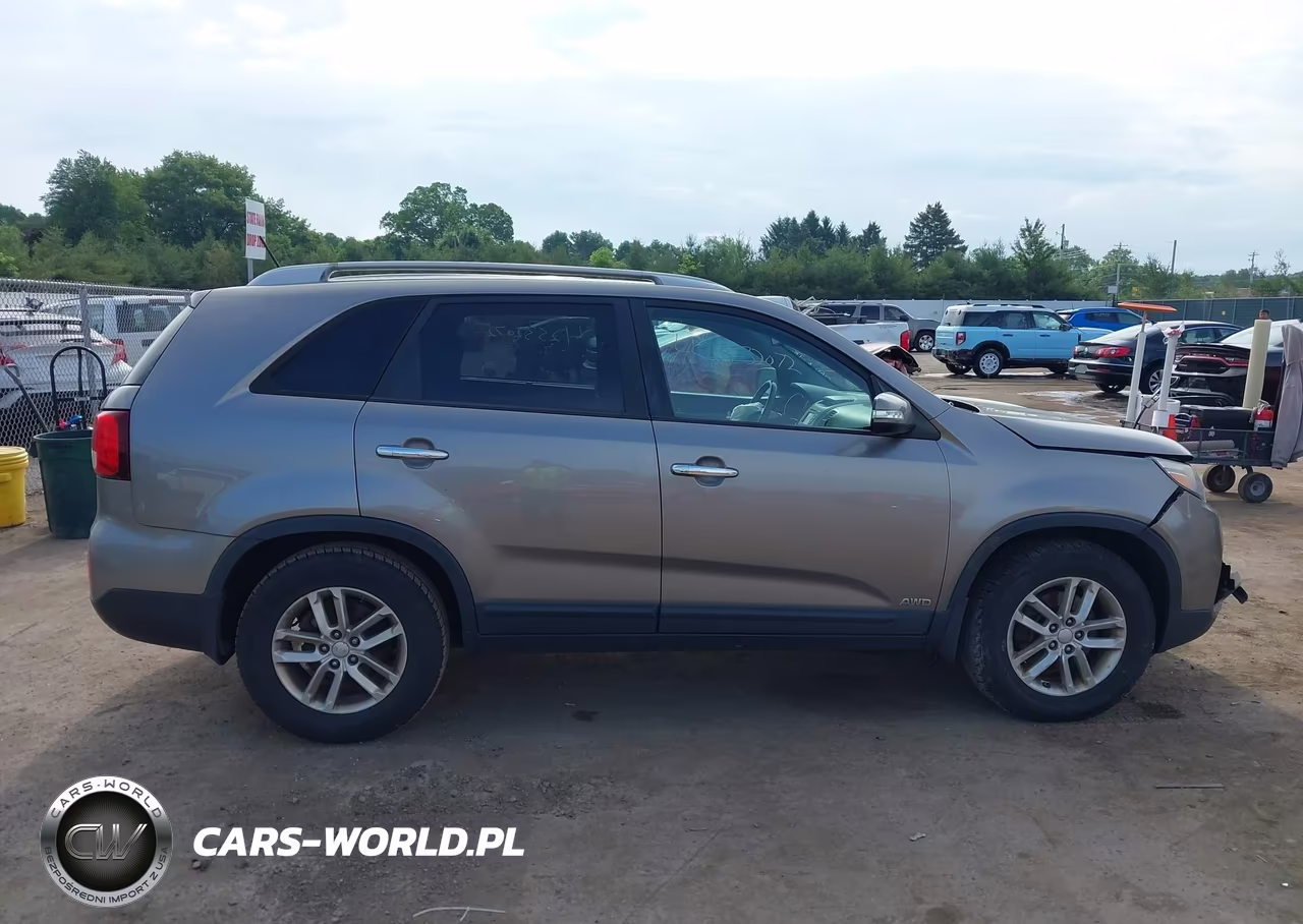 2014 Kia Sorento Lx V6 VIN:5XYKTDA71EG446842 - 14
