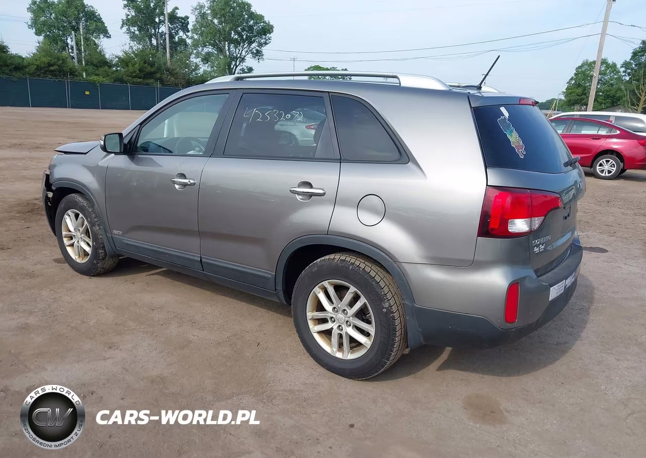 2014 Kia Sorento Lx V6 VIN:5XYKTDA71EG446842 - 3