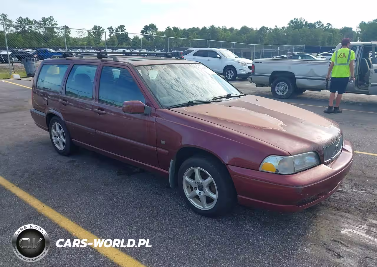 2000 VOLVO V70 SE