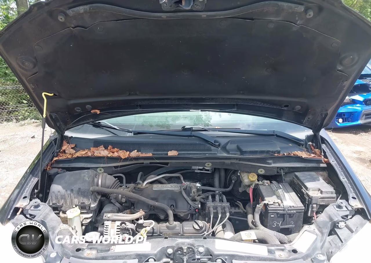 2010 Chrysler Town & Country Touring VIN:2A4RR5D15AR305122 - 10