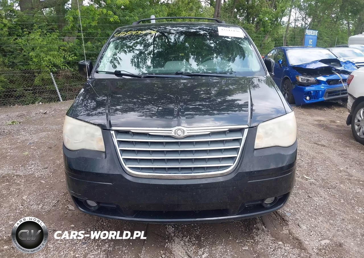 2010 Chrysler Town & Country Touring VIN:2A4RR5D15AR305122 - 12