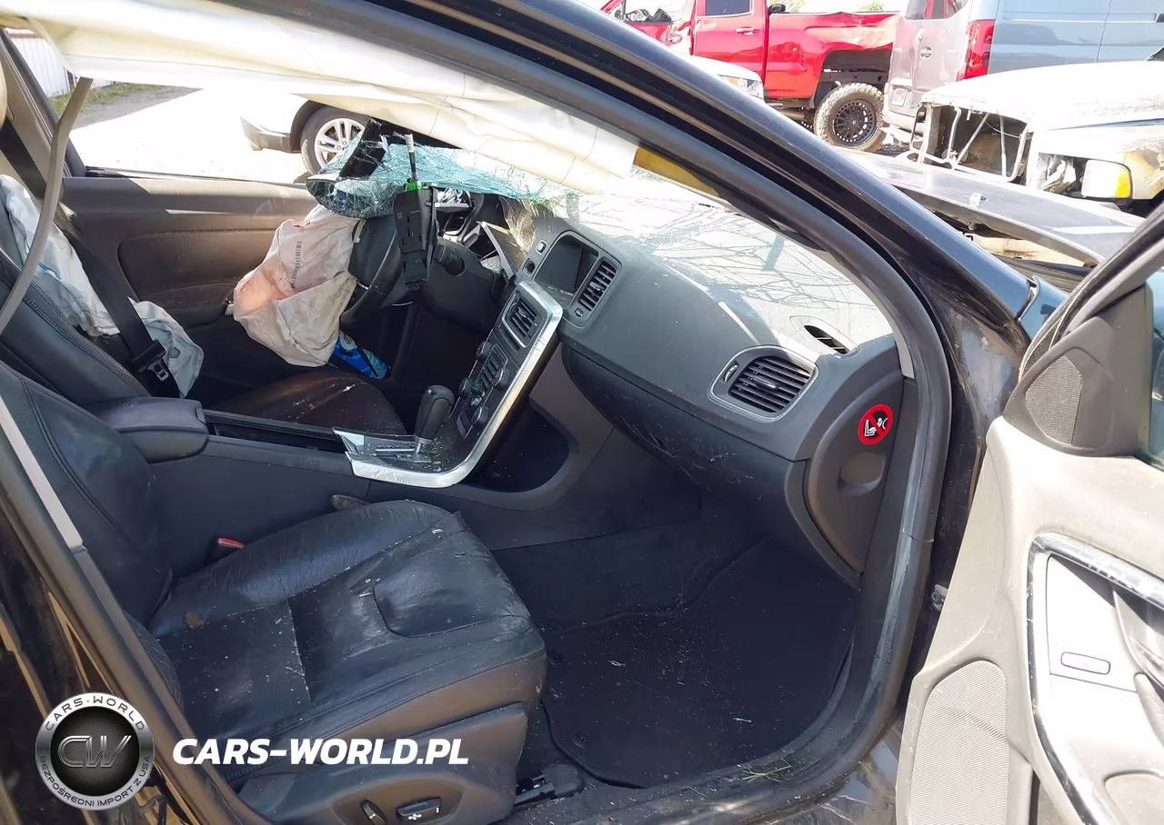 2012 Volvo S60 T5 VIN:YV1622FSXC2145297 - 5