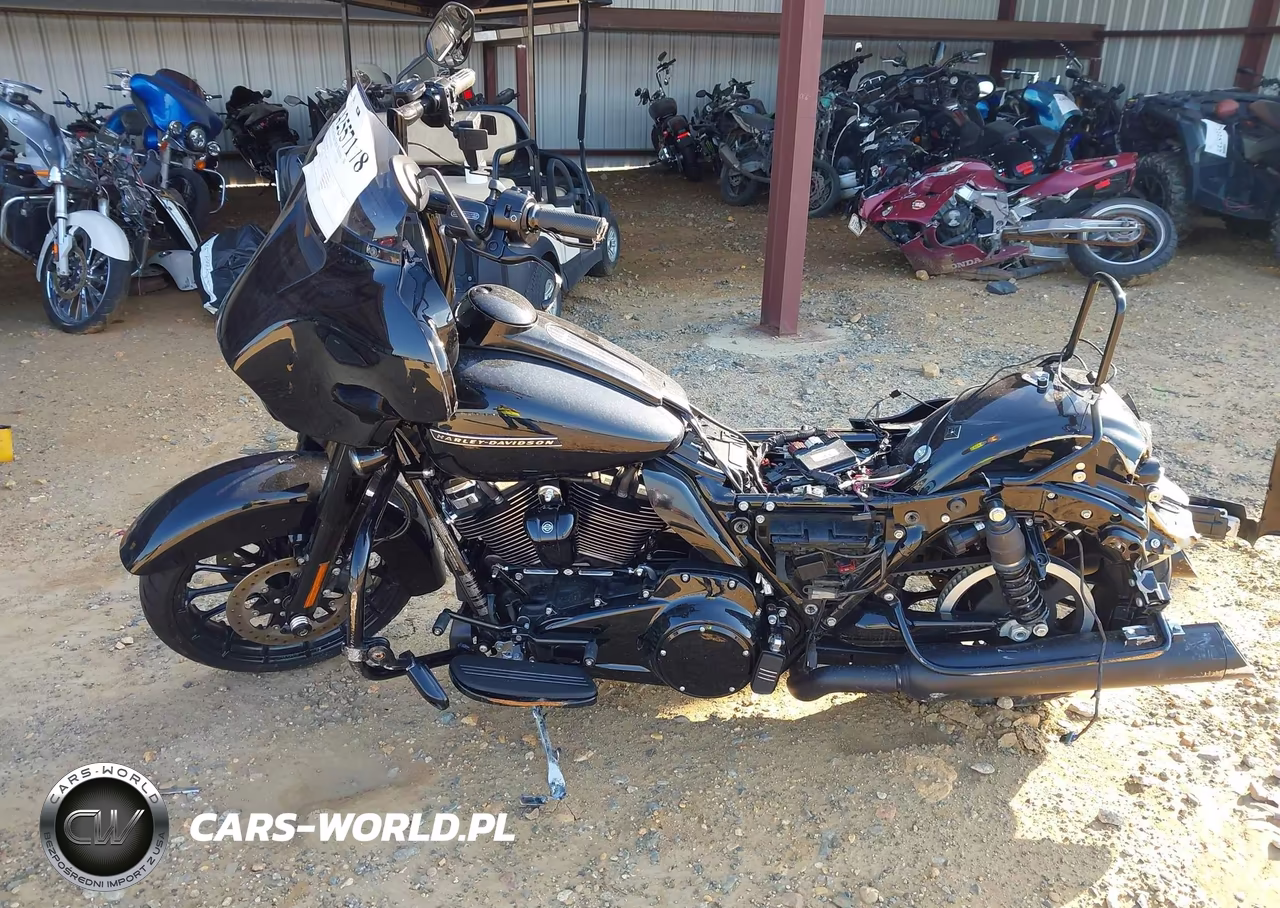2018 Harley-Davidson Flhxs Street Glide Special VIN:1HD1KRC17JB667269 - 12