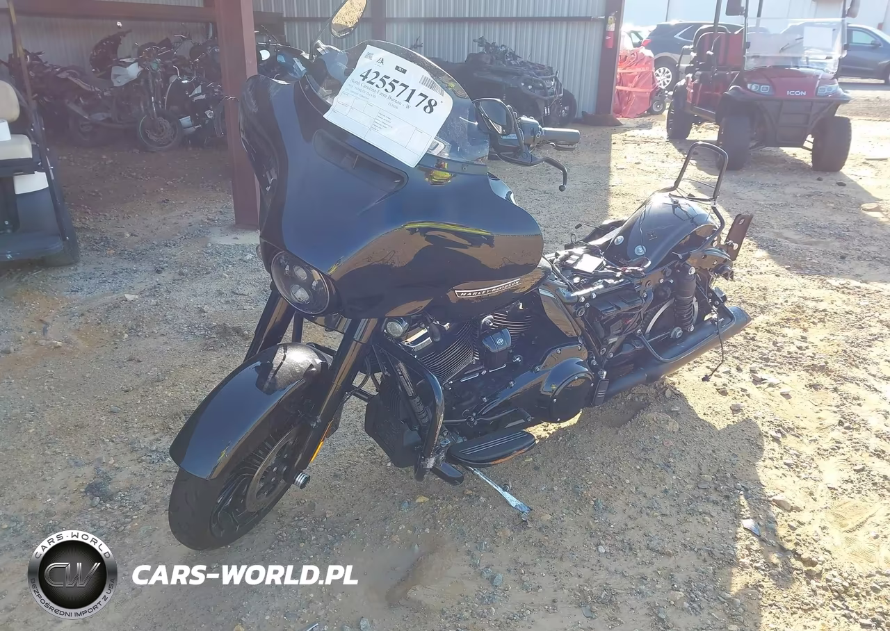 2018 Harley-Davidson Flhxs Street Glide Special VIN:1HD1KRC17JB667269 - 2