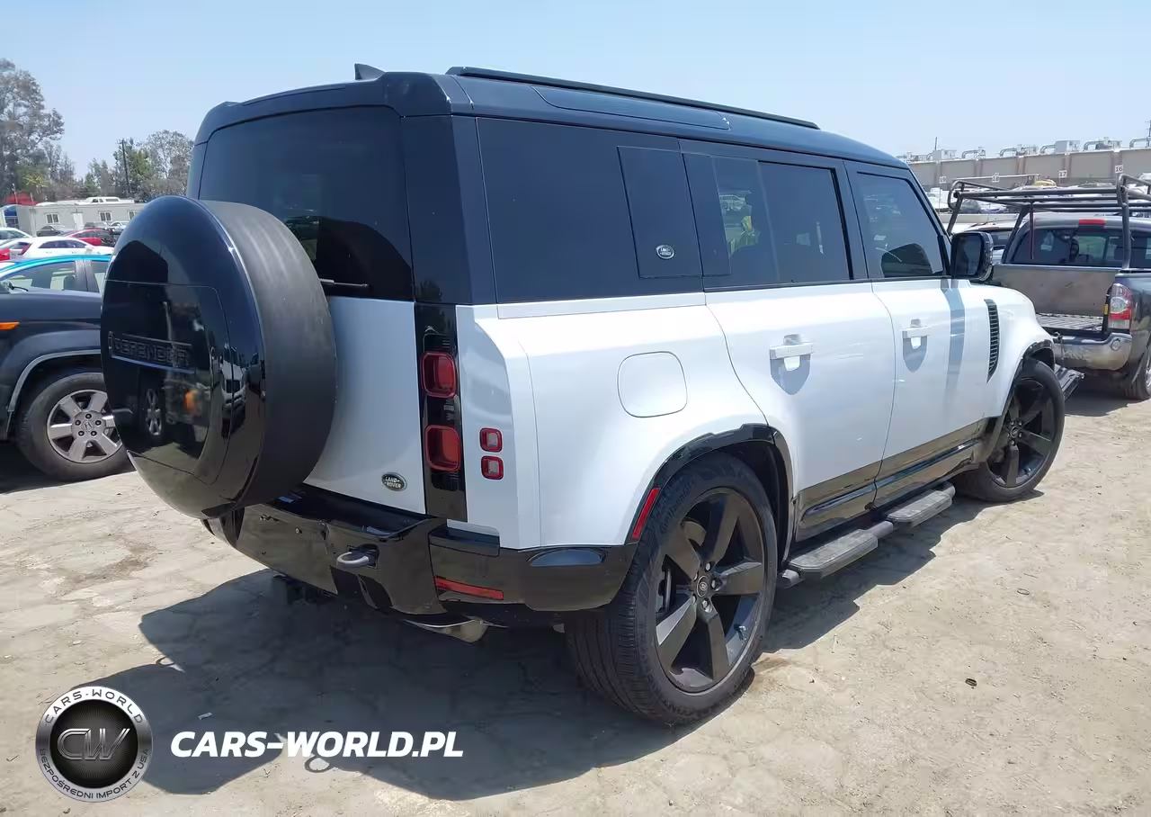 2023 Land Rover Defender 110 X-Dynamic Se VIN:SALE27EU6P2202823 - 4