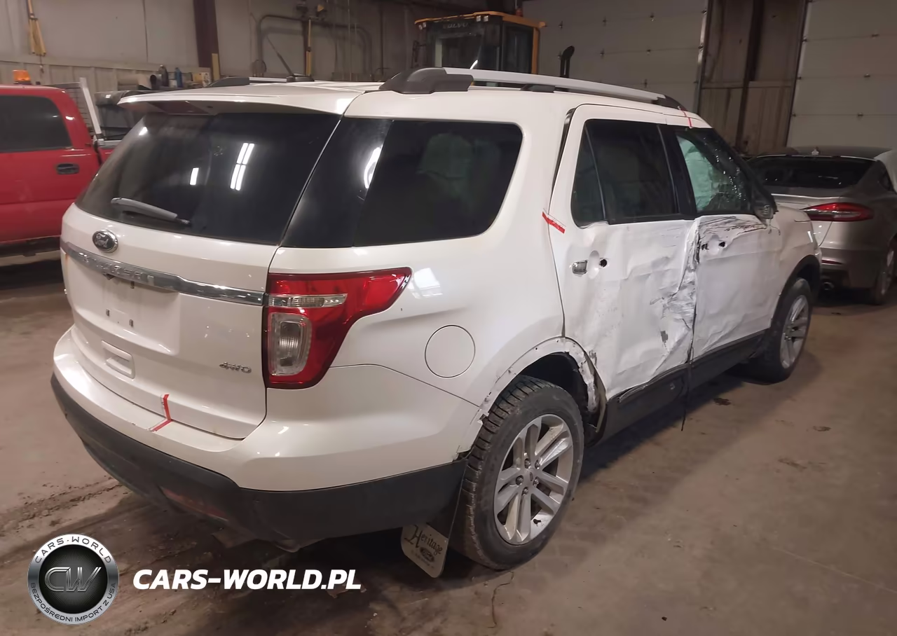 2014 Ford Explorer Xlt VIN:1FM5K8D84EGC53671 - 4