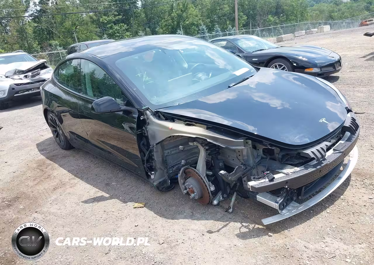 2022 Tesla Model 3 Long Range Dual Motor All-Wheel Drive