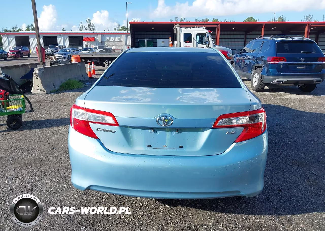 2013 Toyota Camry Le VIN:4T1BF1FK9DU672896 - 17