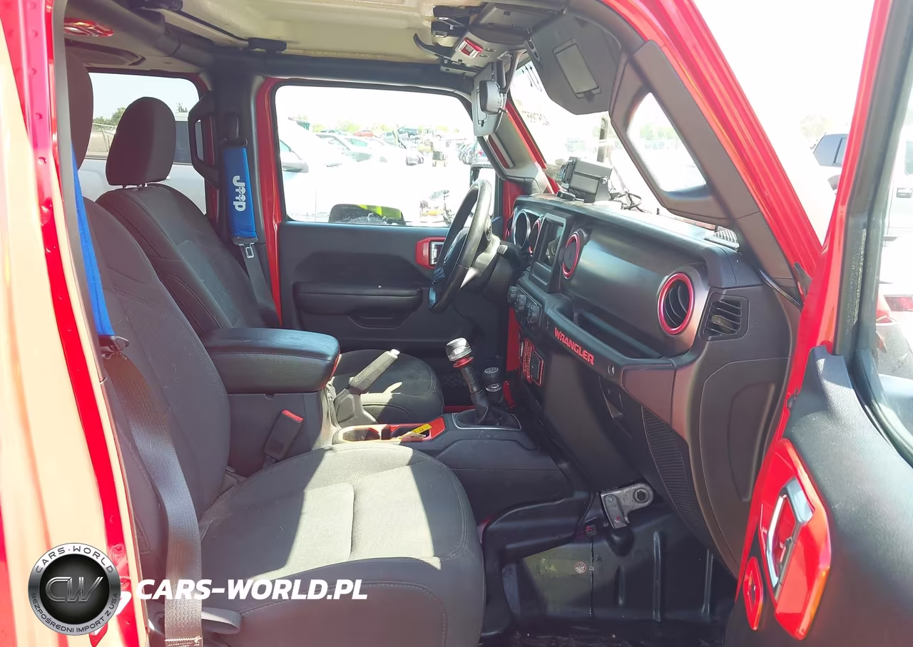 2019 Jeep Wrangler Unlimited Sport S 4X4 VIN:1C4HJXDG9KW649375 - 5
