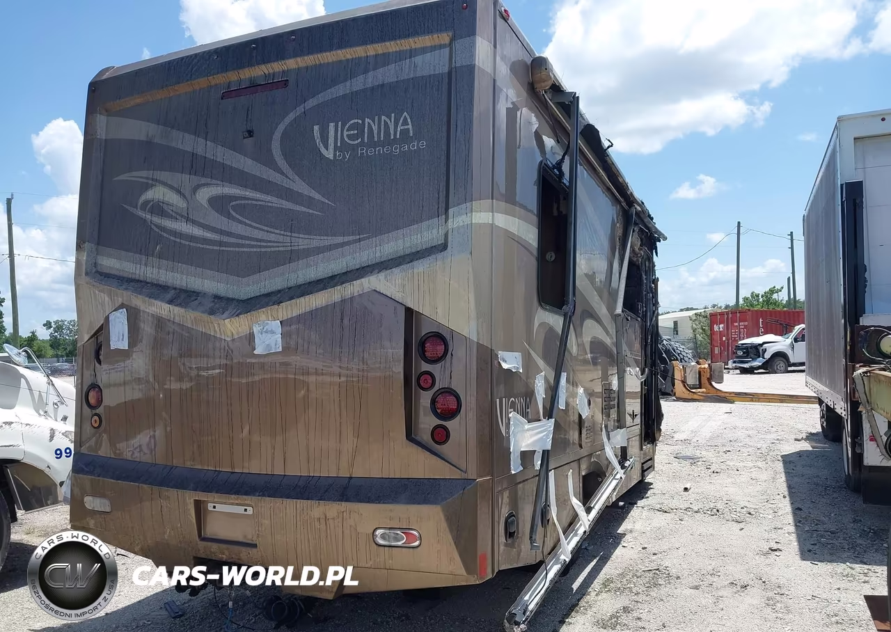 2018 Mercedes-Benz Sprinter 3500 High Roof V6 VIN:WDAPF4CC2J9763843 - 4